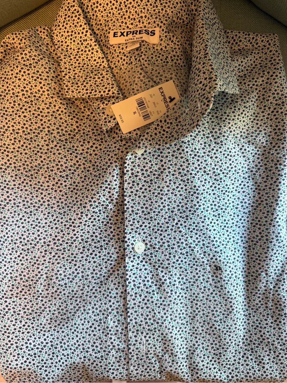 Express Men’s long sleeve Button-Down Shirt in White with Micro Floral Print NWT